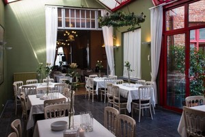 Make a reservation at our restaurant for groups in Ghent  - SalonsCarlosQuintoVergaderzaalnaarbuiten.jpg
